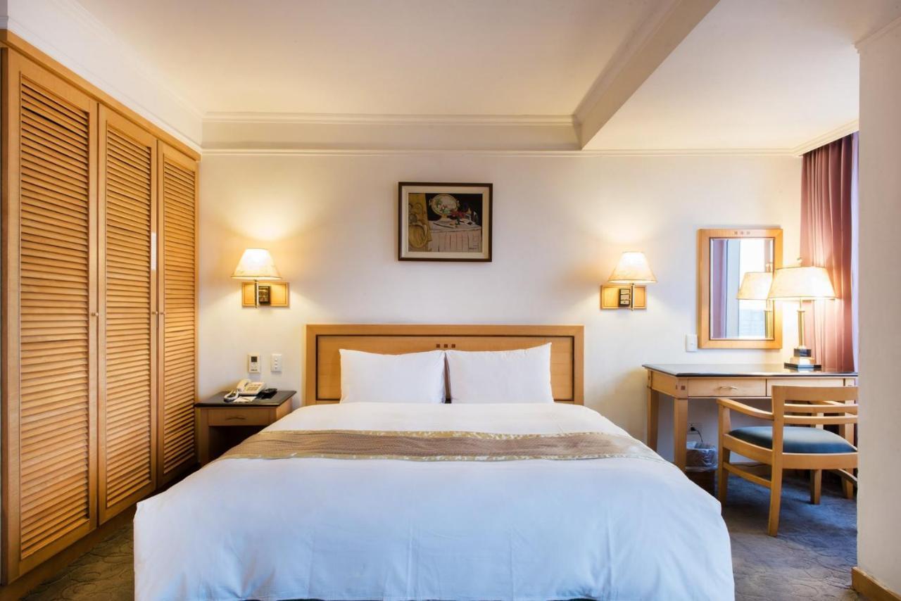Hometel Hotel Kaohsiung Luaran gambar