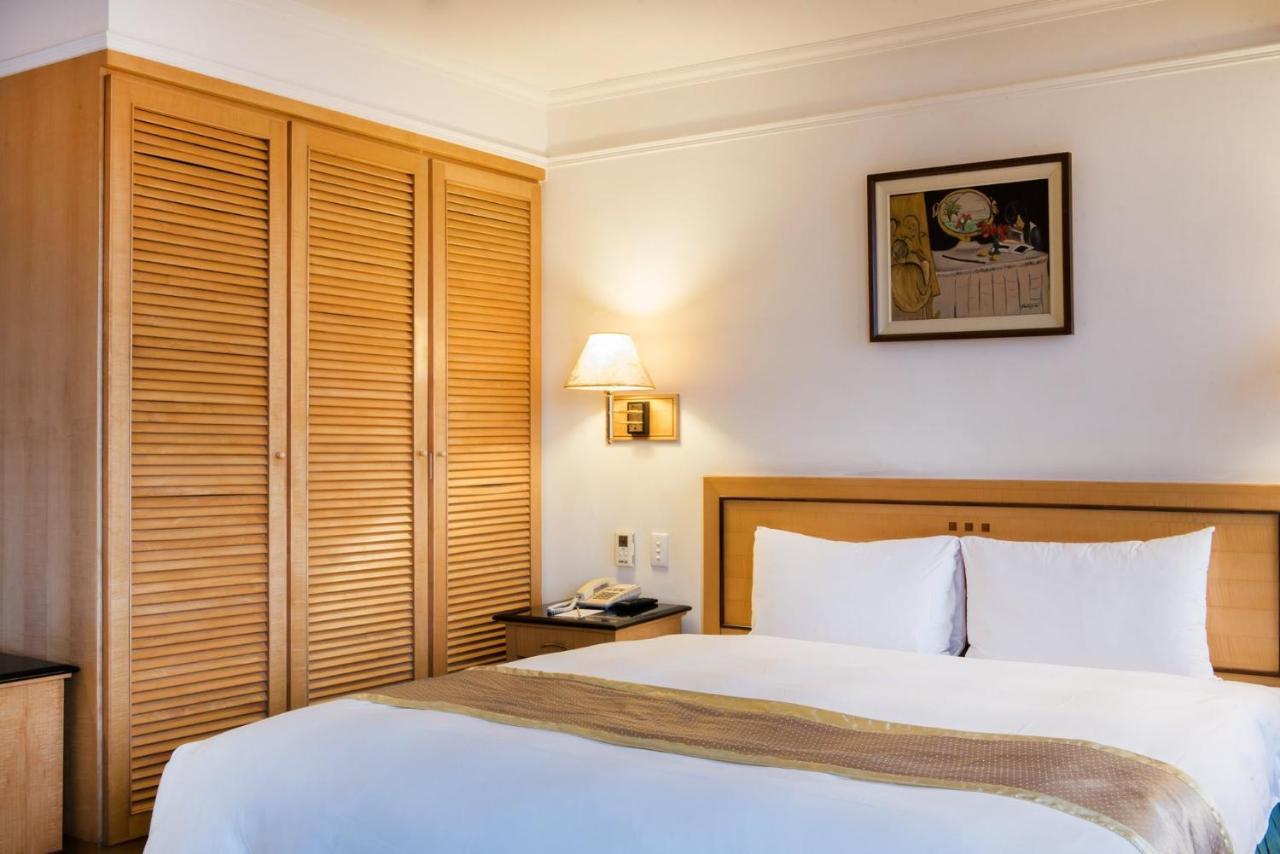 Hometel Hotel Kaohsiung Luaran gambar
